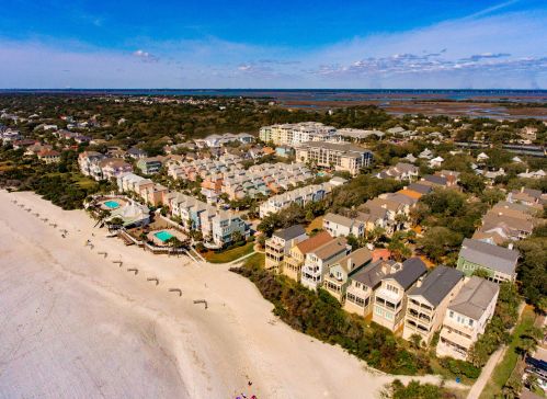 5802 Palmetto Dr, Isle Of Palms SC  29451-3813 exterior