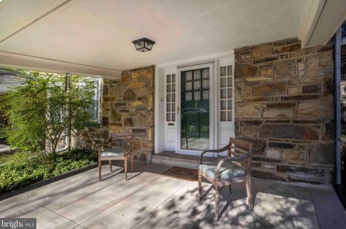 25 Cornell Rd, Cynwyd, PA 19004-2104