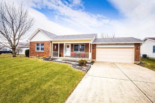 10028 Village Tree Ct, Miamisburg, OH 45342-5278