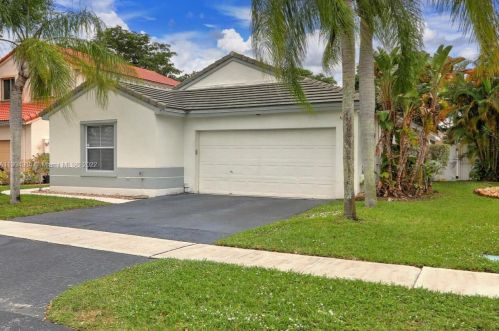 19170 19th St, Hollywood, FL 33029-4600
