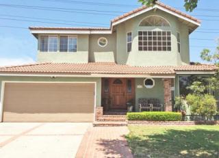 6715 Turnergrove Dr, Lakewood, CA 90713-2837