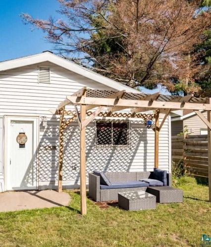 820 Larch St, Scanlon MN  55720-1328 exterior
