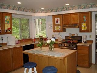 1183 Gooseberry Ct, Silverdale WA  98383-8623 exterior