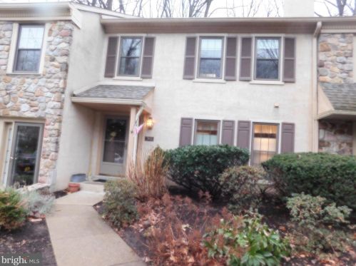 703 Weatherstone Dr, Paoli, PA 19301-1936