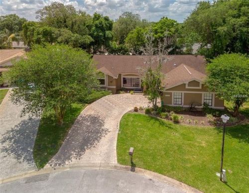 8234 Golf Club Ct, Port Richey, FL 34667-2429
