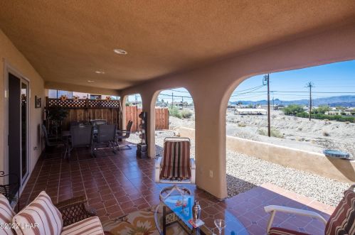 585 Knobhill Dr, Lake Havasu City AZ  86403-4937 exterior