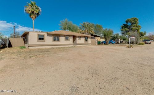 9808 Butte St, Mesa, AZ 85207-8014
