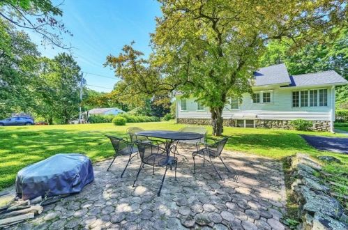 41 Goshen Ave, Washingtonville NY  10992-1117 exterior