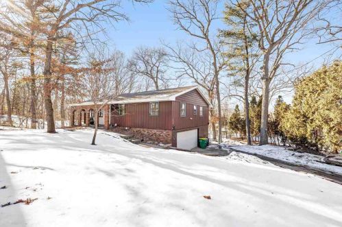 143 Colt Ct, Green Bay, WI 54302-4438