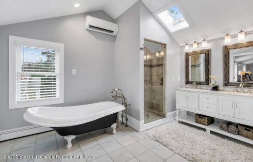 83 Lovett Ave, Little Silver NJ  07739-1420 exterior