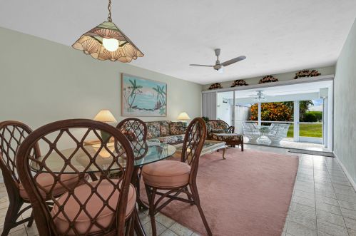 71 East Ct, West Palm Beach, FL 33411-2902