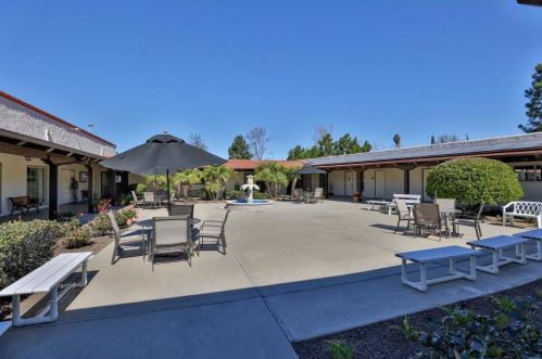 16670 Bernardo Oaks Dr, San Diego CA  92128-2837 exterior