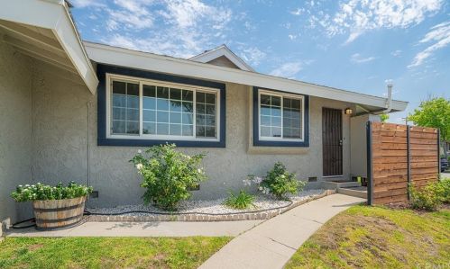 1081 Briercliff Dr, La Habra, CA 90631-6224