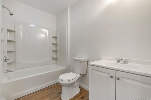 13 Church St, Moosup CT  06354-1205 exterior