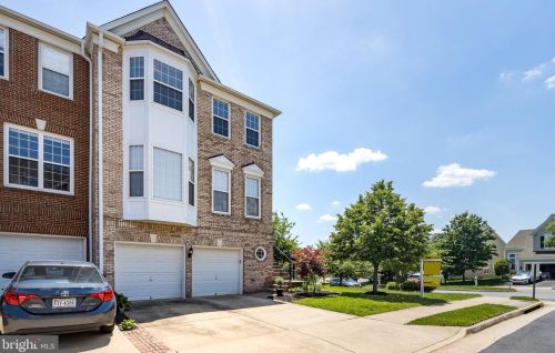 15055 Clementine Way, Haymarket VA  20169-3319 exterior