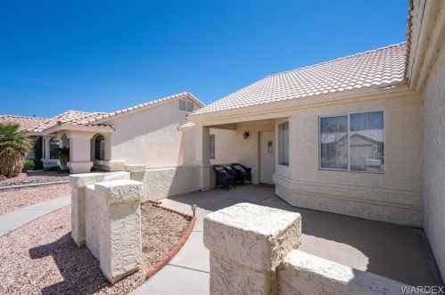 2064 Desert Palms Dr, Bullhead City AZ  86426-8803 exterior