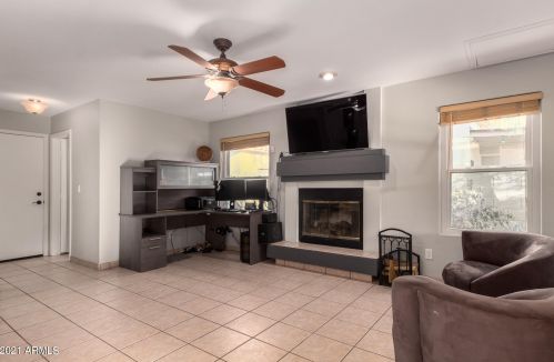 1925 Behrend Dr, Phoenix AZ  85024-1242 exterior