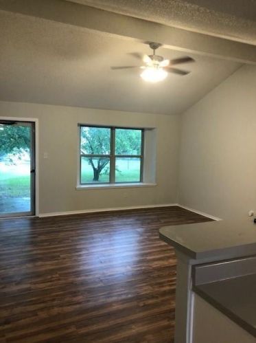 821 Annapolis Dr, Fort Worth, TX 76108-4011