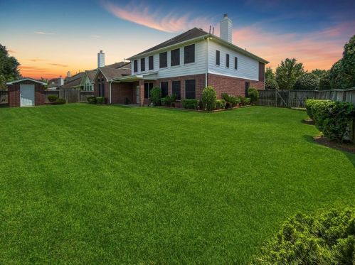 11319 Windy Dawn Dr, Pearland, TX 77584-8216