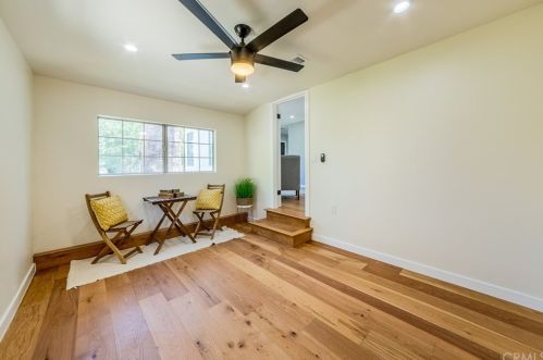 17602 Collins St, Van Nuys CA  91316-1245 exterior