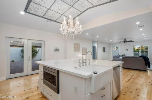 2621 10th St, Phoenix AZ  85006-1017 exterior