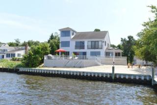 20 Ebb Tide Dr, Bricktown, NJ 08723-5745