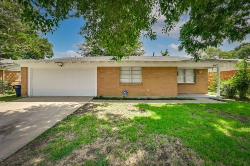 4917 Cole St, Fort Worth, TX 76115-3615