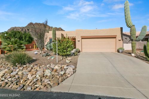 1940 Flying Heart Ln, Tucson, AZ 85713-7308