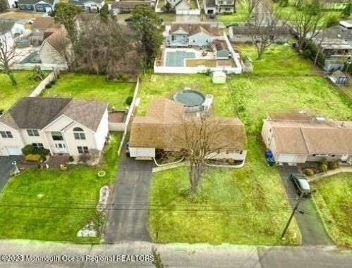 459 Cornell Dr, Bricktown, NJ 08723-5071