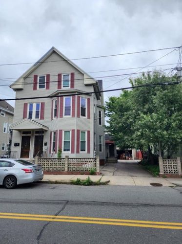 125 Pocasset Ave, Providence, RI 02909-4503