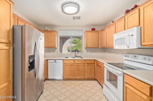 2652 84th Gln, Tolleson AZ  85353-8980 exterior
