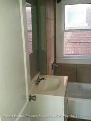 306 Pine St, Wichita KS  67214-3635 exterior