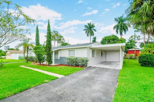 1674 Maypop Rd, West Palm Beach, FL 33415-5541