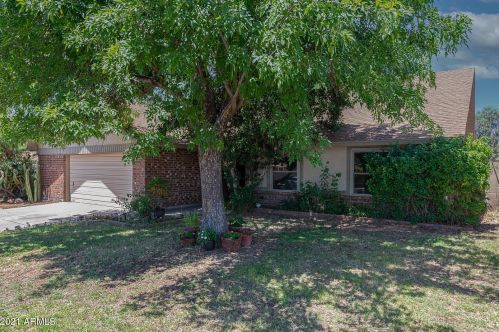 964 Papillon, Mesa, AZ 85205-5951