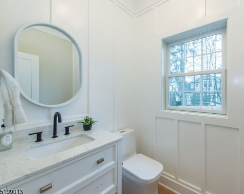 84 Elmwood Ave, Chatham Township NJ  07928-2628 exterior