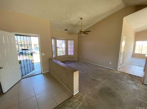 13441 Prospector Rd, Victorville, CA 92392-8853