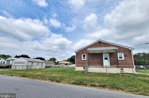 2210 Chichester Ave, Boothwyn PA  19061-3743 exterior