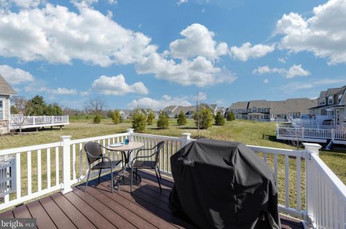 190 Iron Hill Way, Collegeville PA  19426-2833 exterior