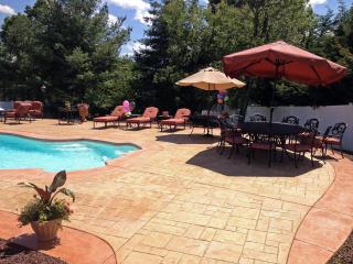 35 Amagansett Dr, Morganville, NJ 07751-1182