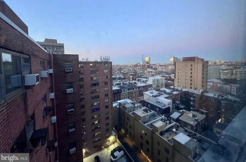 118 21st St, Philadelphia PA  19103-4431 exterior