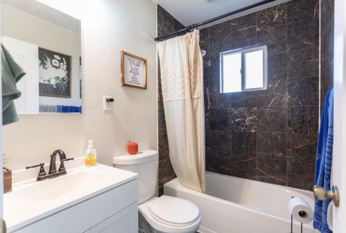 7808 Highland Ave, Citrus Heights CA  95610-4512 exterior