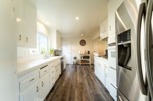 6155 Goshen St, Simi Valley CA 93063-3723 exterior