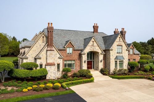 784 Waterdam Rd, Canonsburg, PA 15317-2826