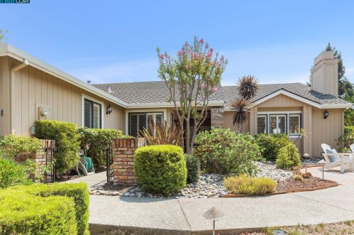 3458 Silver Maple Dr, Danville, CA 94506-4637