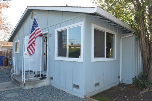 1905 Clayton Way, Concord, CA 94519-1786