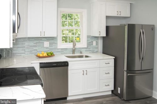 347 Perkiomen Ave, Lansdale PA  19446-3526 exterior