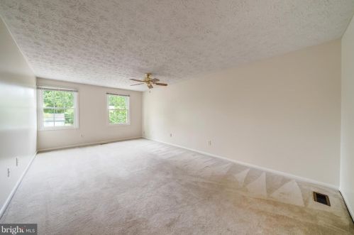 1304 Cold Harbor Ct, Herndon VA 20170-2018 exterior