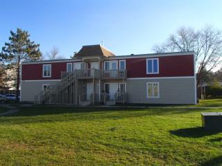 2016 8 1/2 St, Rochester MN  55904-3119 exterior