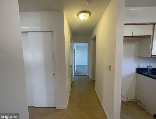 7 Nettletree Dr, Trenton NJ 08638-1818 exterior