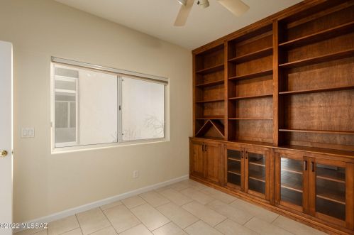 300 Hidden Quail Dr, Tucson AZ  85704-6940 exterior
